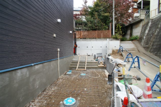 21/25 エントランス