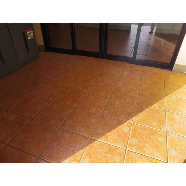 20/30 エントランス