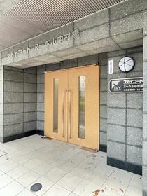 16/16 エントランス