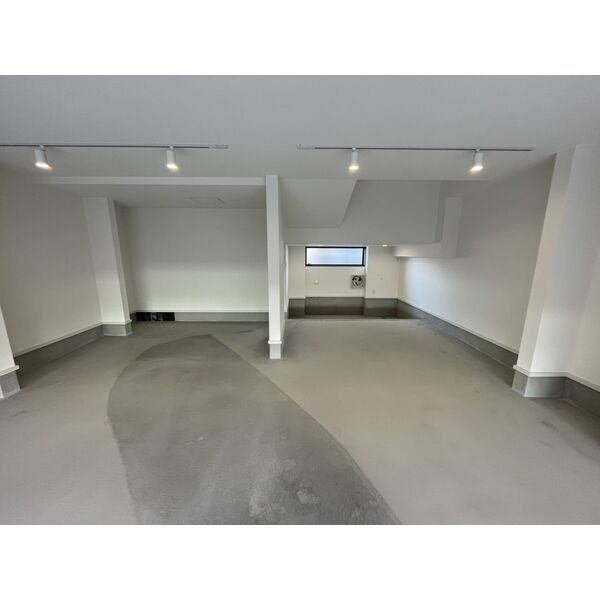 22/30 エントランス