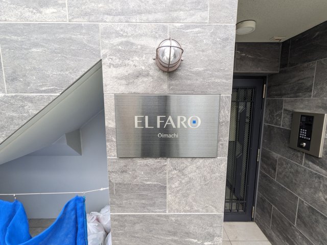 16/25 エントランス