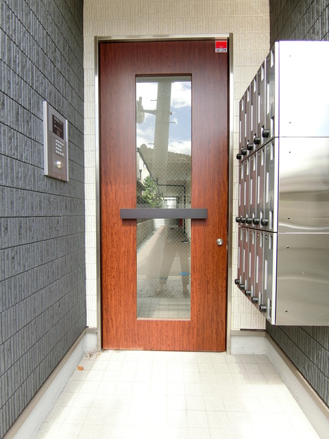 22/22 エントランス