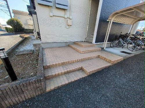 14/14 駐車場