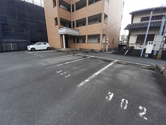 14/20 駐車場