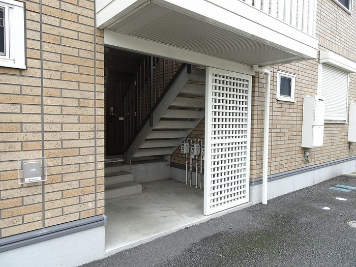 18/20 エントランス