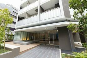 15/15 エントランス