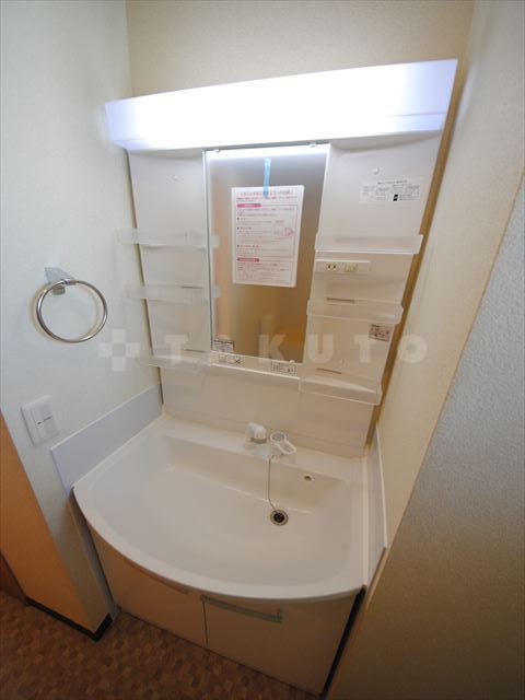 15/30 洗面
