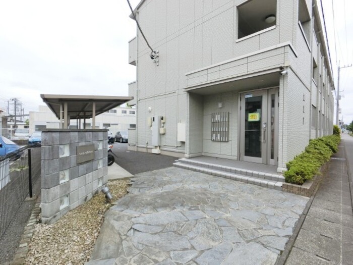 19/28 エントランス