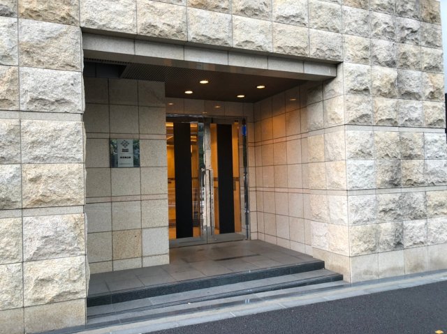 13/13 エントランス