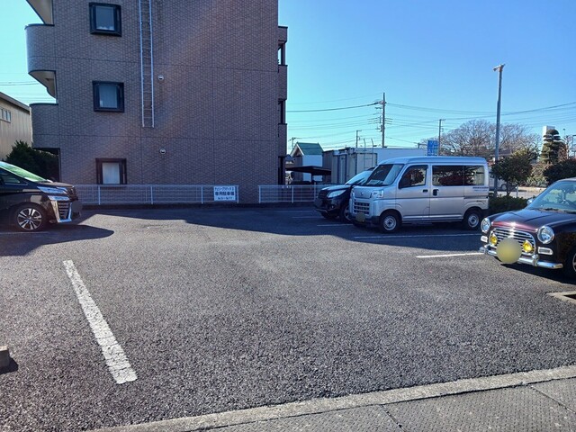 14/22 駐車場