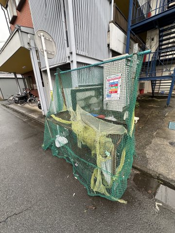 13/15 エントランス