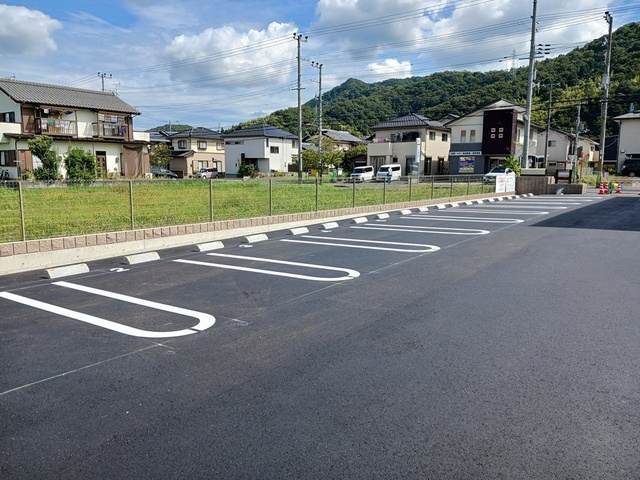 2/8 駐車場