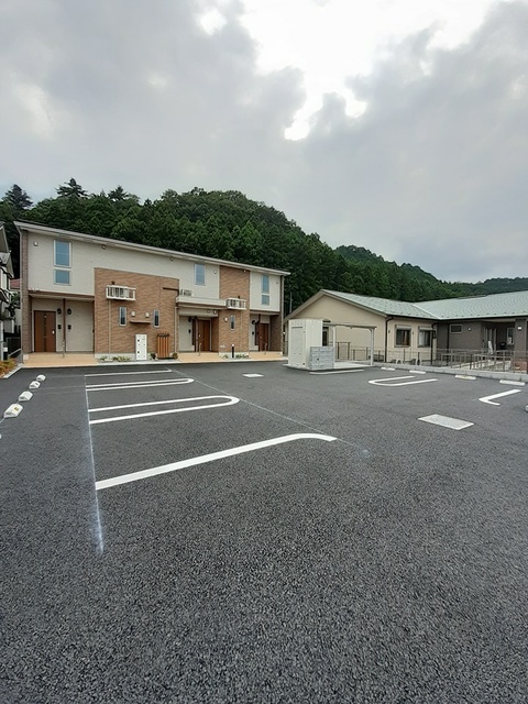 14/20 駐車場