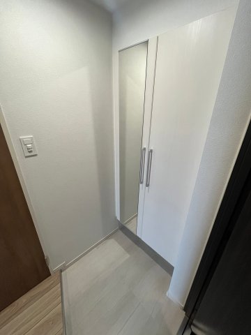 14/30 玄関