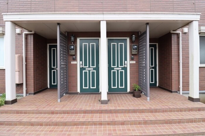 17/18 エントランス