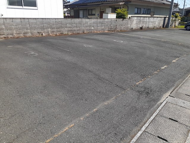 14/20 駐車場