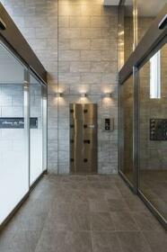 7/12 エントランス