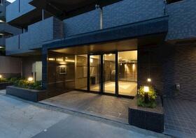 15/16 エントランス