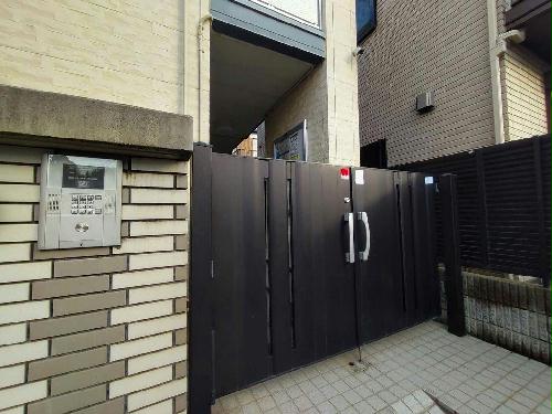 3/3 エントランス