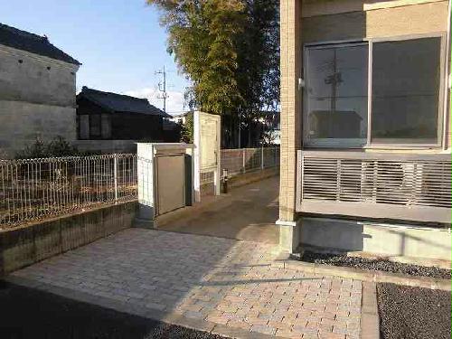 14/15 エントランス