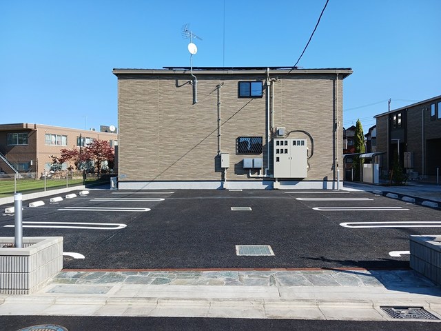 14/20 駐車場