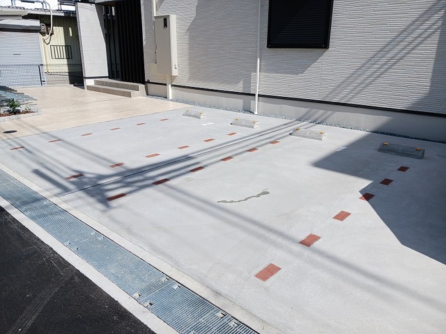 14/20 駐車場