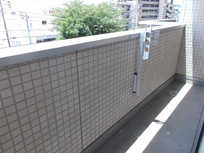 16/19 バルコニー