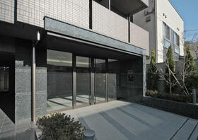 2/8 エントランス