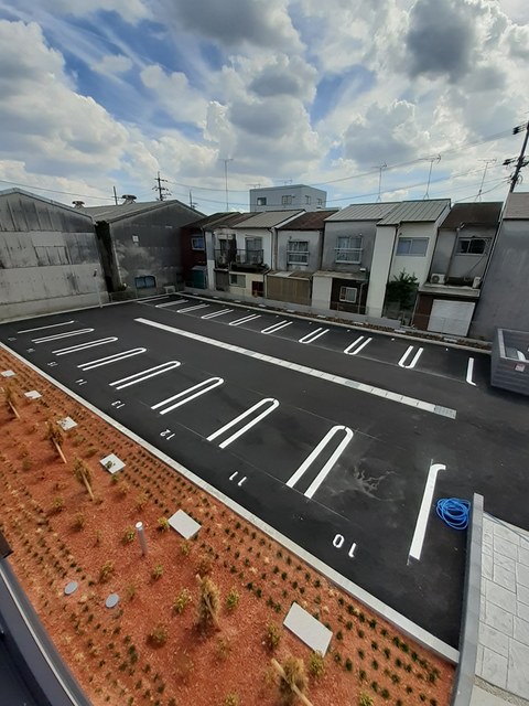 14/20 駐車場