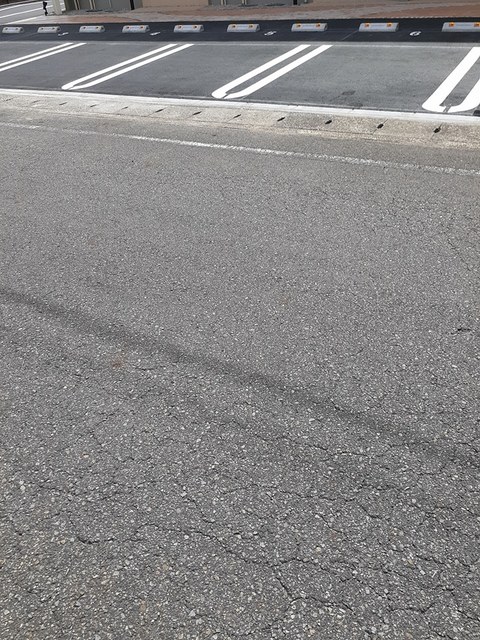 14/20 駐車場