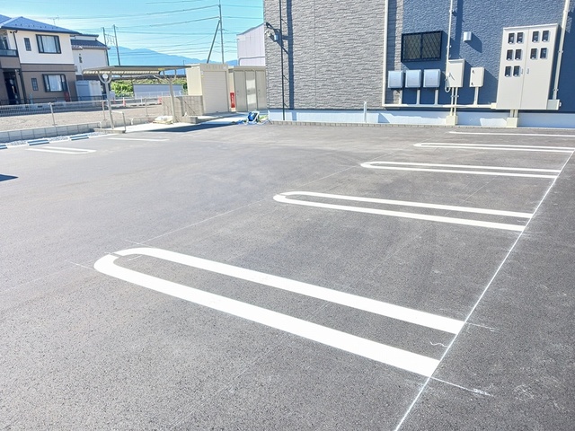 14/20 駐車場