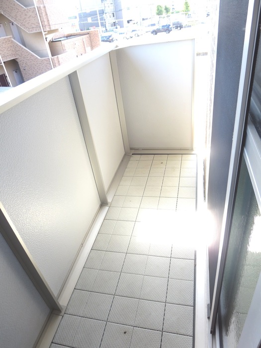 16/20 バルコニー