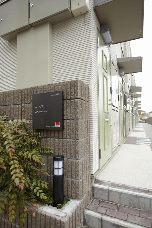 18/25 エントランス