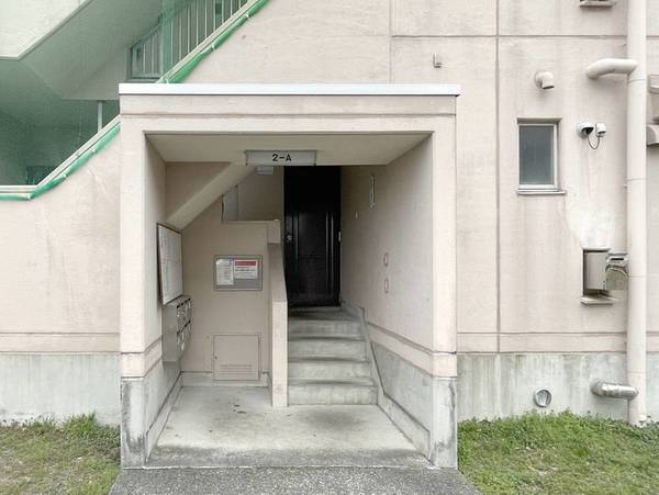 2/4 エントランス