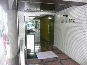 2/10 エントランス