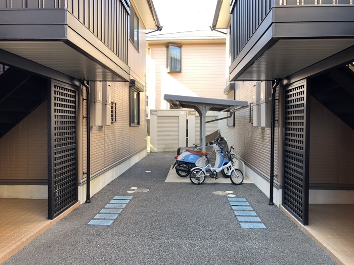 16/18 エントランス