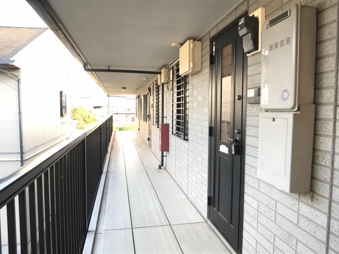 17/25 エントランス