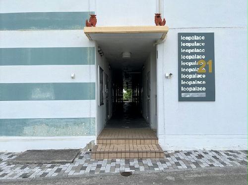 14/15 エントランス