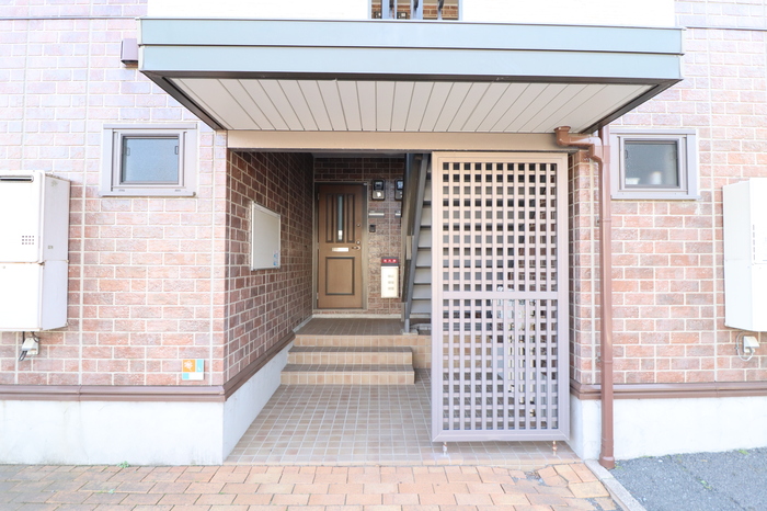 19/28 エントランス