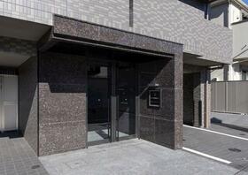 15/16 エントランス