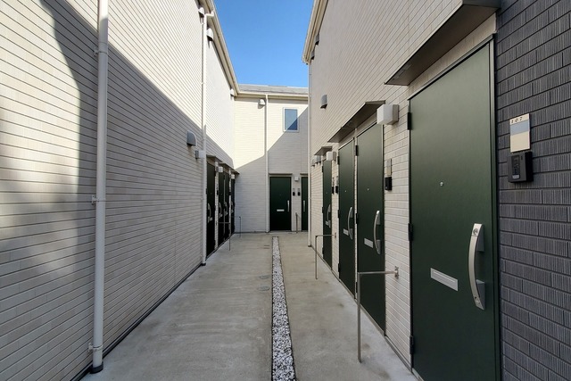 14/15 エントランス