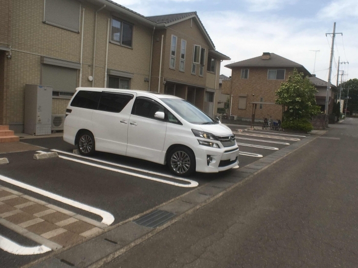 22/30 駐車場