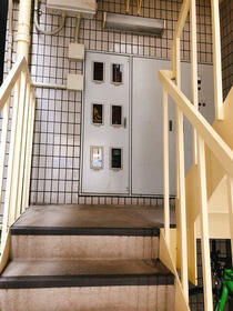 17/17 エントランス