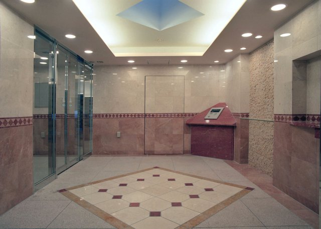 19/29 エントランス