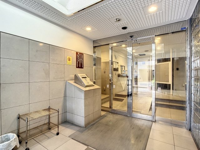 7/11 エントランス