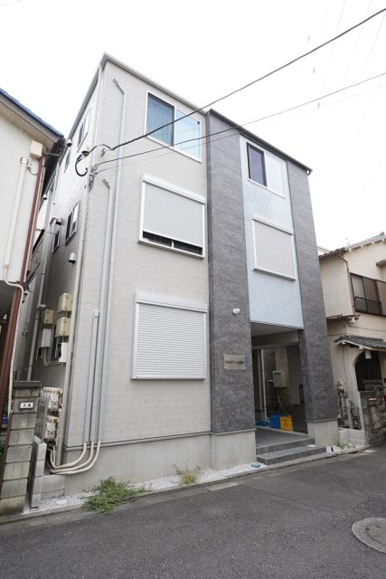 トレピアーニ青井の外観