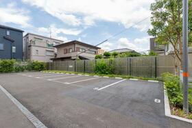 14/14 駐車場