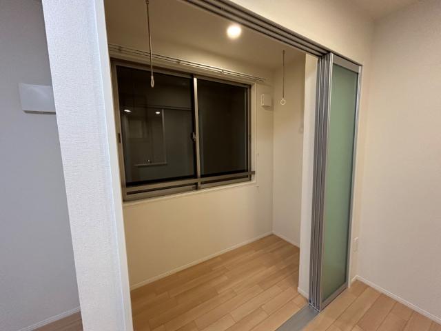 20/28 バルコニー