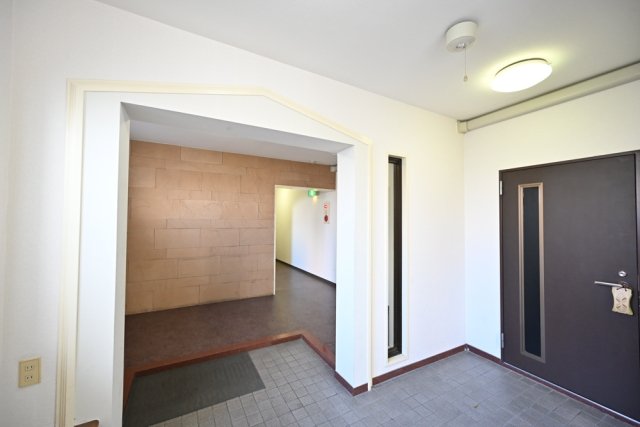 15/26 エントランス