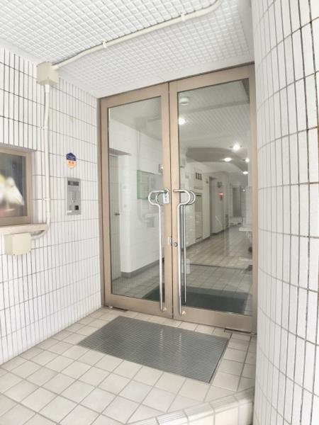 2/5 エントランス